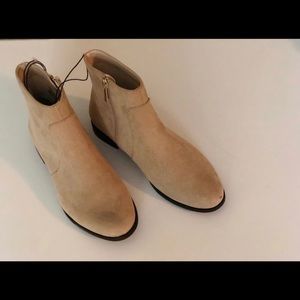 Women’s ankle heel boots